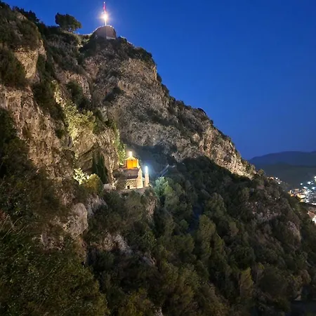 Luen Casa de hóspedes Berati