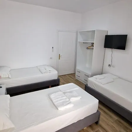 Casa de hóspedes Luen Berati