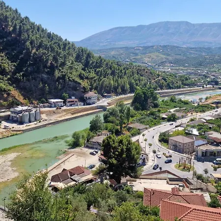 Luen Penzion 3*