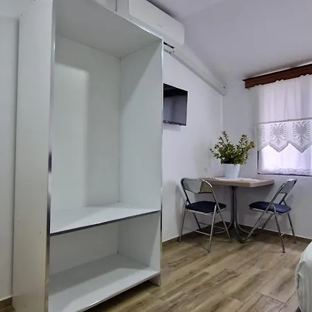 Luen Casa de hóspedes Berati